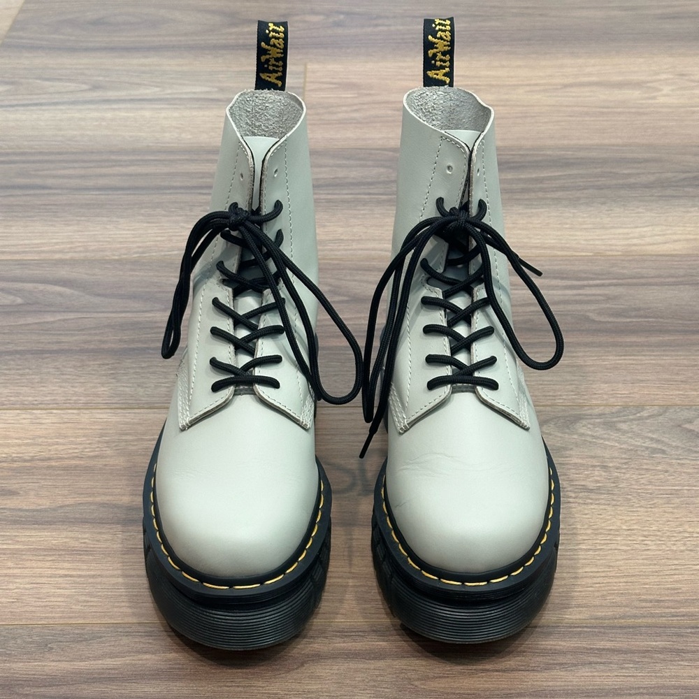 Dr. Martens Audrick 8-Eye Nappa Leather Platform Ankle Boots Cobblestone Grey 9 - Picture 3 of 13